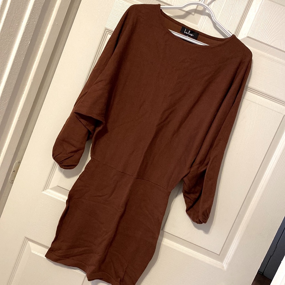 The color is more close to burgundy！a little bit dark red and brown mixed🧱